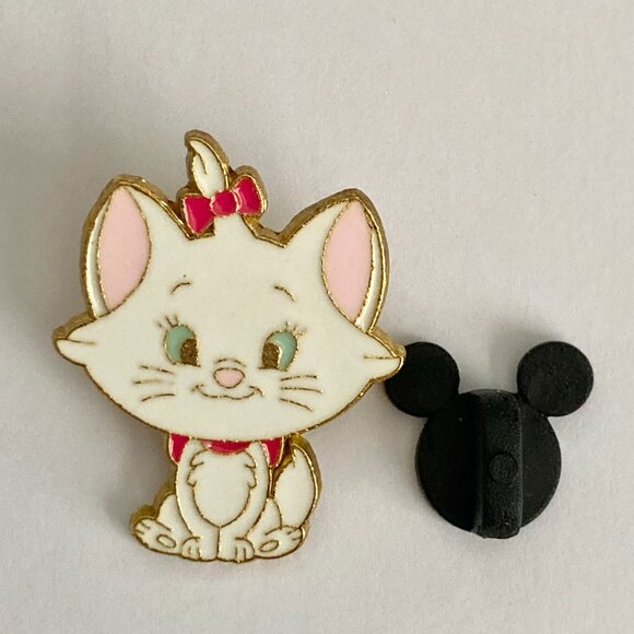 Disney Aristocats Marie Cat Trading Pin New 2010 Pink White Enamel Bow - Picture 4 of 8